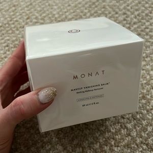 Monat Makeup Vanishing Balm